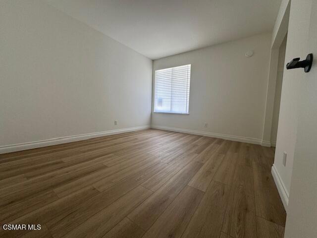 6507 Tamarind Street, Oak Park CA: https://media.crmls.org/mediaz/ff49418b-b0b5-43b8-ab21-40d8dbc03501.jpg