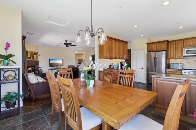 944 Rainbow Crest Road, Fallbrook CA: https://media.crmls.org/mediaz/ff4a1bf7-0e9a-42c0-84bf-5adeb02cba8b.jpg
