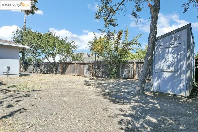 1205 Putnam Street, Antioch CA: https://media.crmls.org/mediaz/ff4b56b7-7785-470e-ad82-6e2d8976c446.jpg