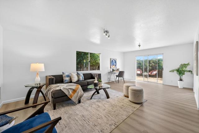 18848 Eisenhower Street, Salinas CA: https://media.crmls.org/mediaz/ff4bc9a9-34a4-49aa-ab68-6fb1ea5e48ee.jpg