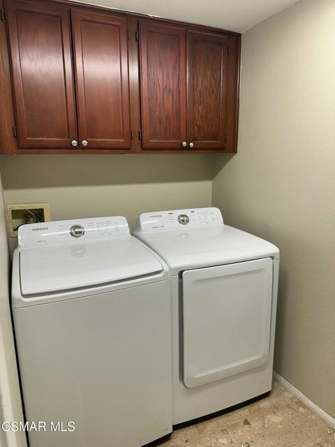 Image 9 of 18 For 41985 Hemingway Court