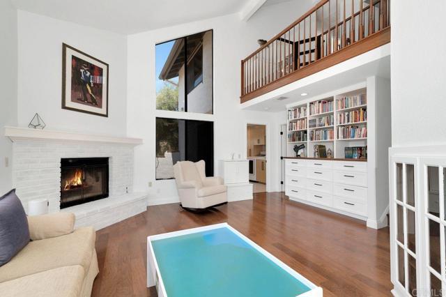 3453 Via Loma Vista, Escondido CA: https://media.crmls.org/mediaz/ff4be511-c290-42a7-96b8-33afe5e24bb6.jpg