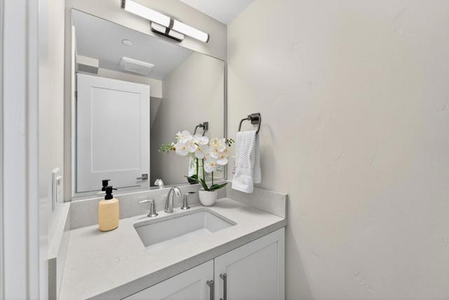 105 Hildebrand Drive, Los Gatos CA: https://media.crmls.org/mediaz/ff4cfda7-960c-4d91-87dd-0d41dd57c085.jpg