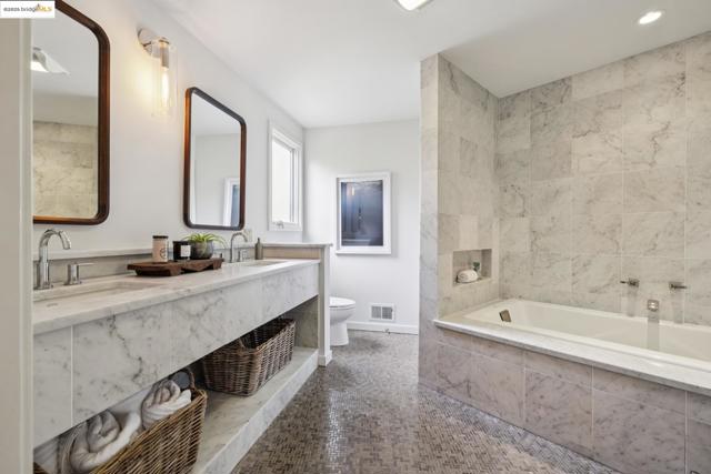 7 Requa Place, Piedmont CA: https://media.crmls.org/mediaz/ff4d62bd-4409-4f39-85c2-56779a90d80c.jpg