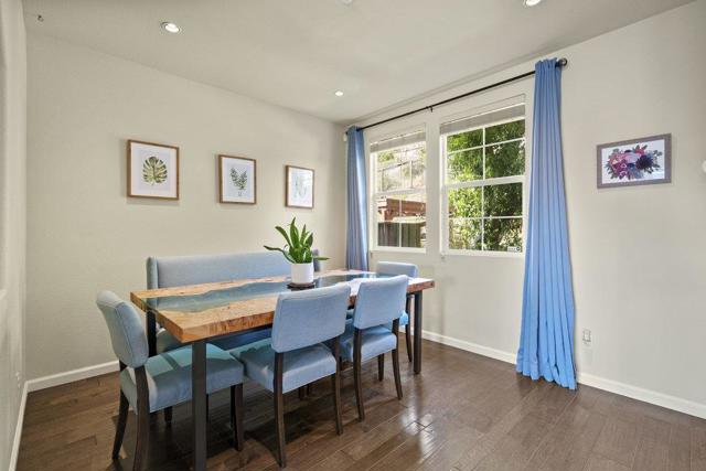 978 Martin Trail, Daly City CA: https://media.crmls.org/mediaz/ff4f0481-9058-4696-b6c9-bc59d0371102.jpg
