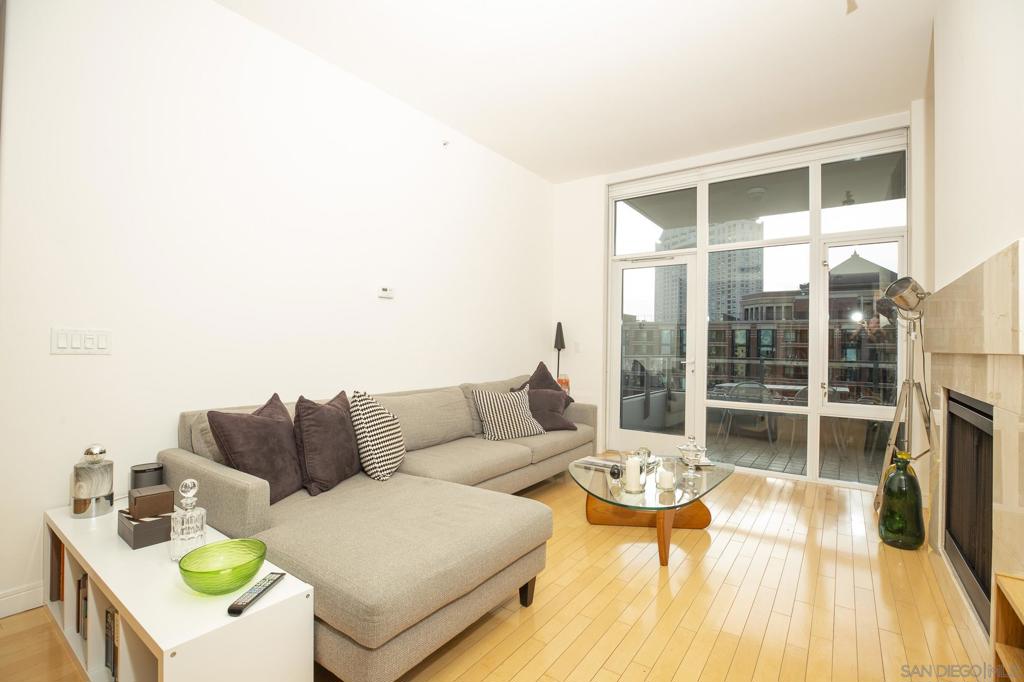550 Front St - photo 4