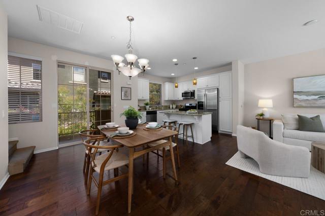1823 Peach Court, Chula Vista CA: https://media.crmls.org/mediaz/ff4fbc5b-7e16-4a57-af41-1a84a7d43364.jpg