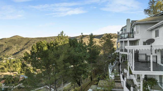 54 Saddlebow Road, Bell Canyon CA: https://media.crmls.org/mediaz/ff50bebb-5b55-4641-af42-8b08455b7a7e.jpg