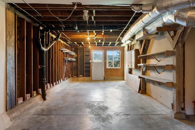 139 Santa Paula Drive, Daly City CA: https://media.crmls.org/mediaz/ff51950d-d462-48b7-a982-552aee3ddb2c.jpg