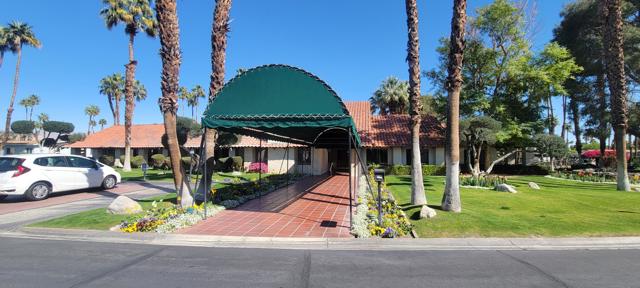 ENTRANCE TO CLUBHOUSE