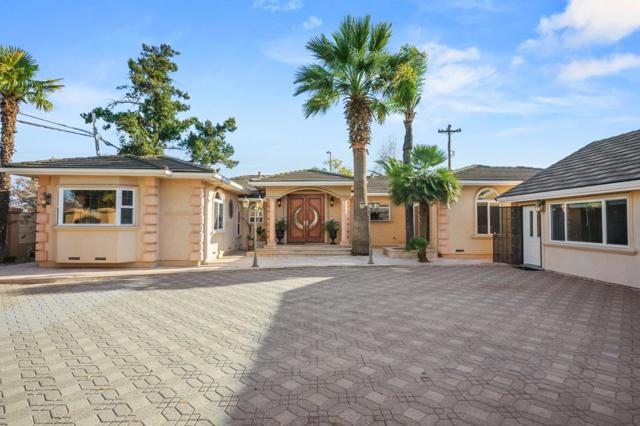1181 Virginia Avenue, Campbell CA: https://media.crmls.org/mediaz/ff520d96-442e-4cb7-8928-2a0c47c79667.jpg