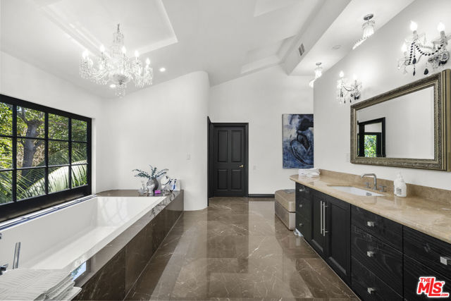 Drew Fenton | 10981 Bellagio Road Los Angeles CA | MLS: 7860268