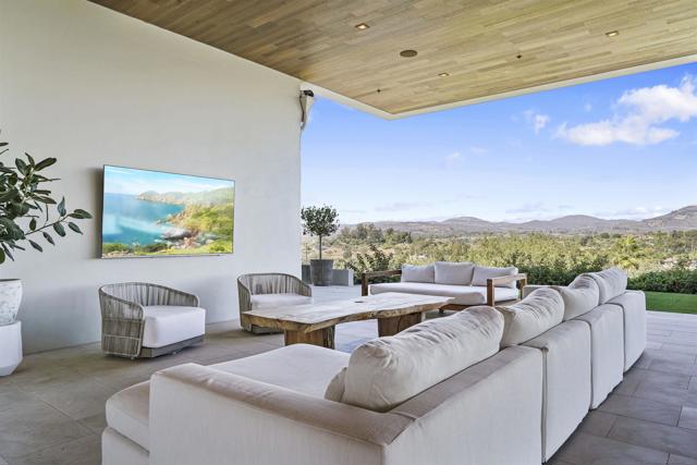 Image 19 of 52 For 5516 La Crescenta