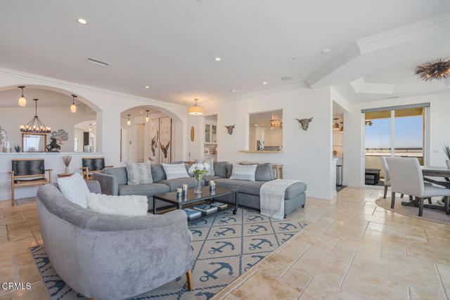 1501 Mandalay Beach Road, Oxnard CA: https://media.crmls.org/mediaz/ff533bcb-6446-44cd-99db-a42422a948ef.jpg