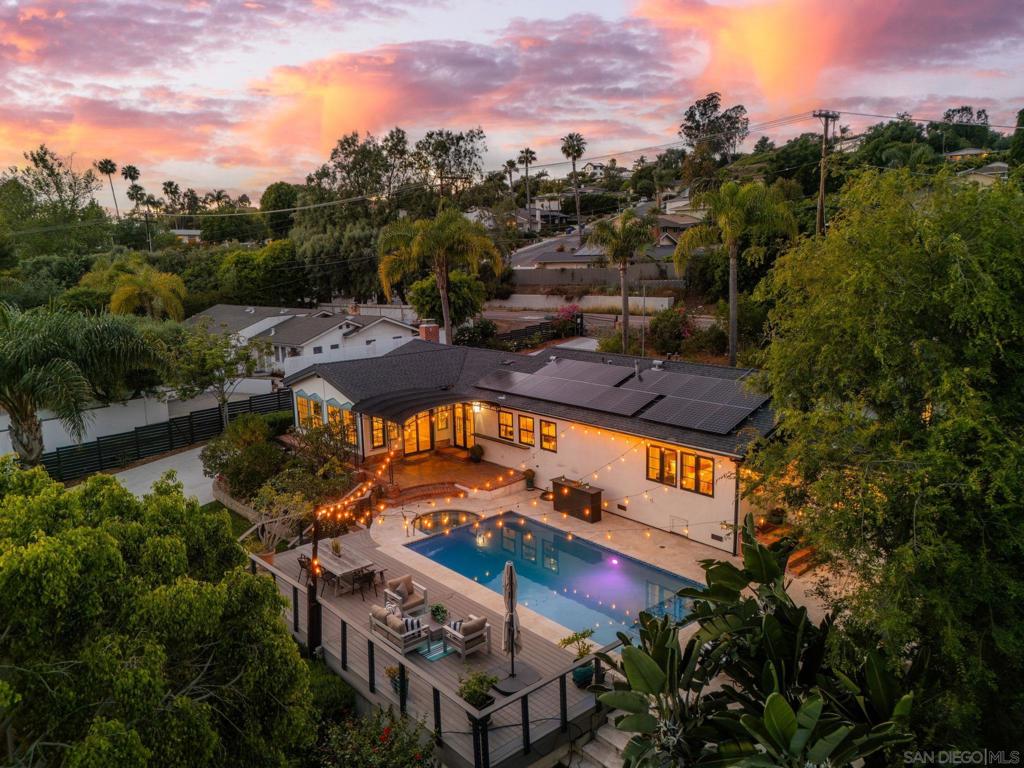 2335 Ivy Rd - photo 2