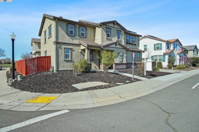 Image 1 of 37 For 2839 Mabry Dr