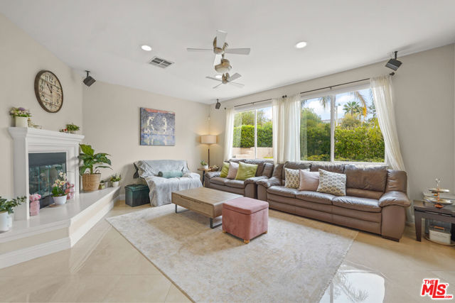26505 Thackery Lane, Stevenson Ranch CA: https://media.crmls.org/mediaz/ff54b529-1310-4560-8b8f-7c9a90123d15.jpg