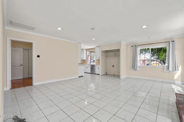 Detail Gallery Image 13 of 38 For 3638 Sandwood St, Lakewood,  CA 90712 - 4 Beds | 2 Baths