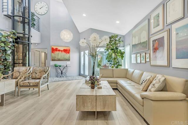 4125 PINDAR Way, Oceanside CA: https://media.crmls.org/mediaz/ff57849b-f788-460e-ba78-d36b49541e78.jpg