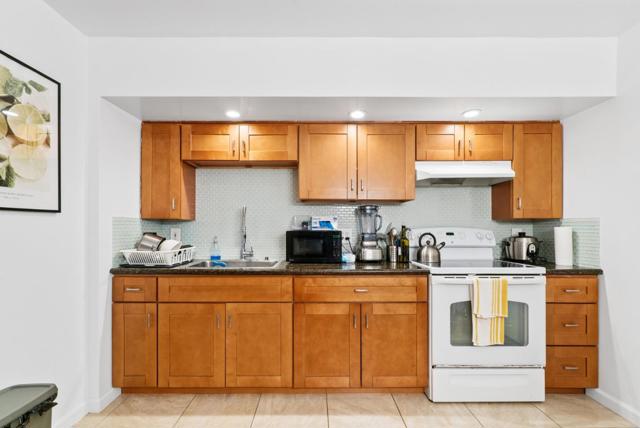 532 Moonrise Lane, Aptos CA: https://media.crmls.org/mediaz/ff57e092-7e64-4092-bc11-90b96b608b94.jpg