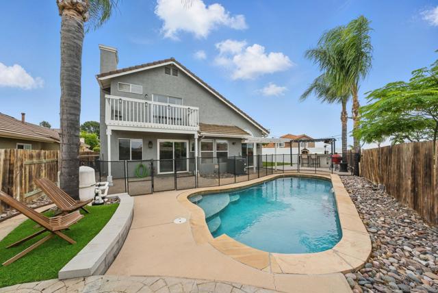 1595 Bay Meadows Dr, Alpine CA: https://media.crmls.org/mediaz/ff589d80-85ef-4c89-8780-5321cbaf724b.jpg