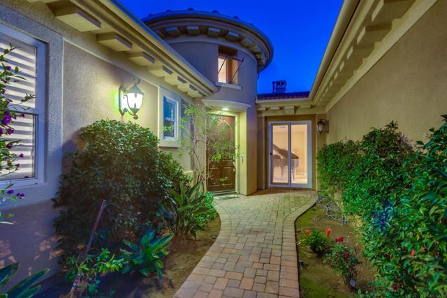 Detail Gallery Image 3 of 37 For 545 Quail Pointe Ln, Encinitas,  CA 92024 - 4 Beds | 3/1 Baths
