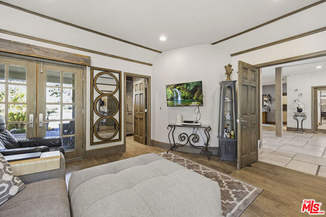 Image 12 of 64 For 26954 Whitehorse Place