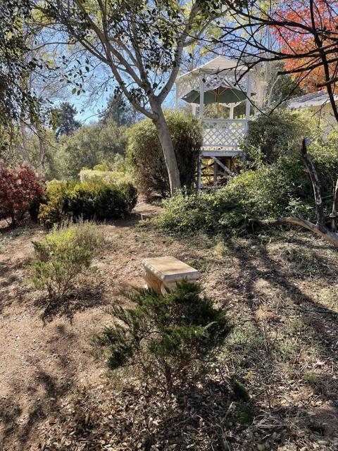 Image 24 of 52 For 3637 La Canada Road