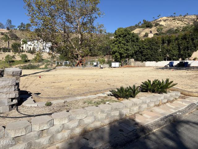 Detail Gallery Image 3 of 10 For 999 San Clemente Way, Camarillo,  CA 93010 - – Beds | – Baths