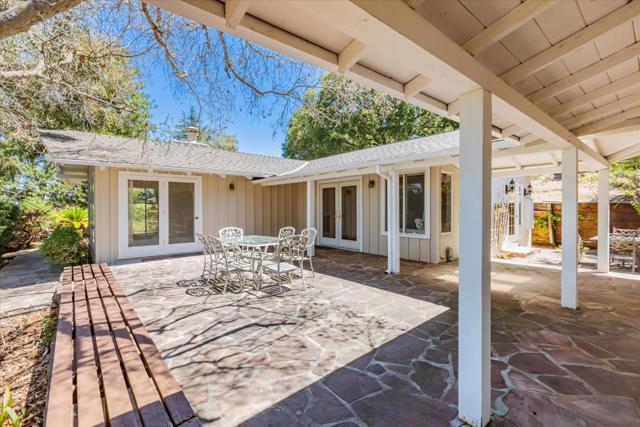 5824 Arboretum Drive, Los Altos CA: https://media.crmls.org/mediaz/ff5a4278-67fb-4e27-a967-124af248c7cc.jpg
