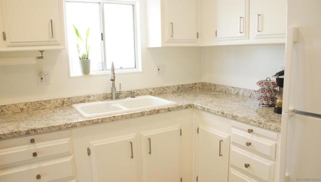 955 Howard Ave, Escondido CA: https://media.crmls.org/mediaz/ff5a990d-9f7a-4c1b-8b60-ee9e22cd9aa8.jpg
