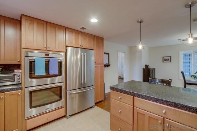 1963 Hacienda Circle, El Cajon CA: https://media.crmls.org/mediaz/ff5b44e7-2c78-44c3-b917-827b547e19be.jpg