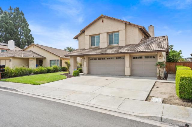 11479 Grassy Trail Dr, San Diego CA: https://media.crmls.org/mediaz/ff5b54f6-9cff-4679-8f83-ca49018795fb.jpg