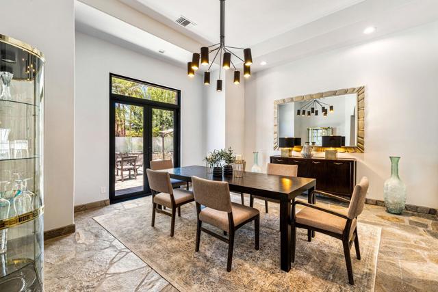 28 Clancy Lane S Lane, Rancho Mirage CA: https://media.crmls.org/mediaz/ff5c00a1-6cd5-4803-9152-7dd9a42d9190.jpg