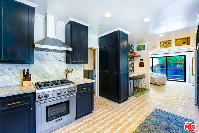 2049 N Berendo Street, Los Angeles CA: https://media.crmls.org/mediaz/ff5c377a-c3af-4c0a-a93c-90b9374f2004.jpg