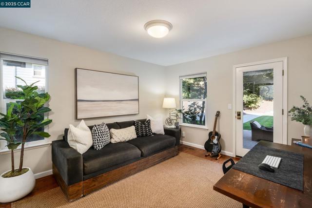 108 Shadewell Dr, Danville CA: https://media.crmls.org/mediaz/ff5cdfd4-9984-4133-b464-58d36769a082.jpg