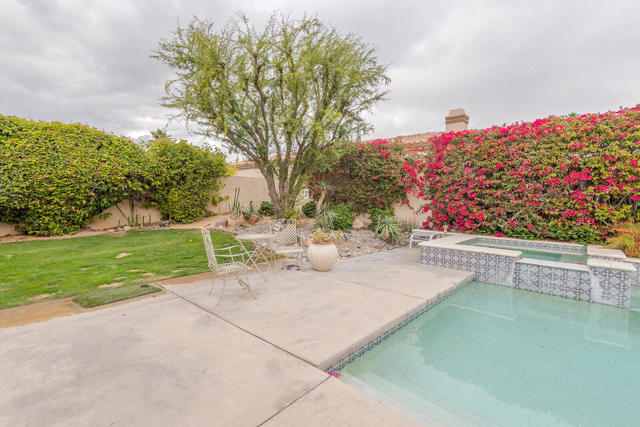 64 Laken Lane, Palm Desert CA: https://media.crmls.org/mediaz/ff5db6a6-f8c5-4929-b20f-b08809de334b.jpg