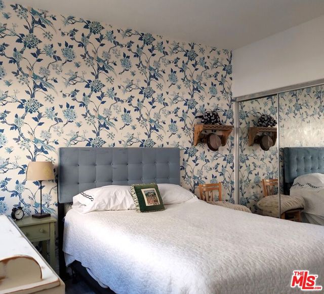 4342 Park Verdi, Calabasas CA: https://media.crmls.org/mediaz/ff5dee5d-9838-412c-af88-65e464ba8427.jpg