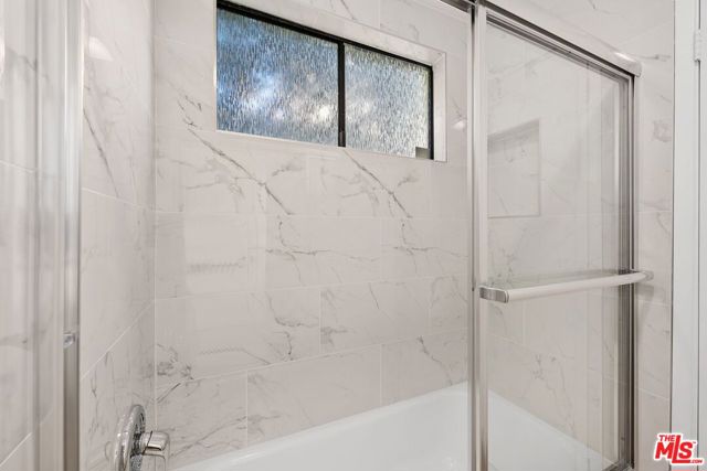 1317 Avenida De Cortez, Pacific Palisades CA: https://media.crmls.org/mediaz/ff5e016d-385e-4e86-95f6-06ce0f2c8f49.jpg
