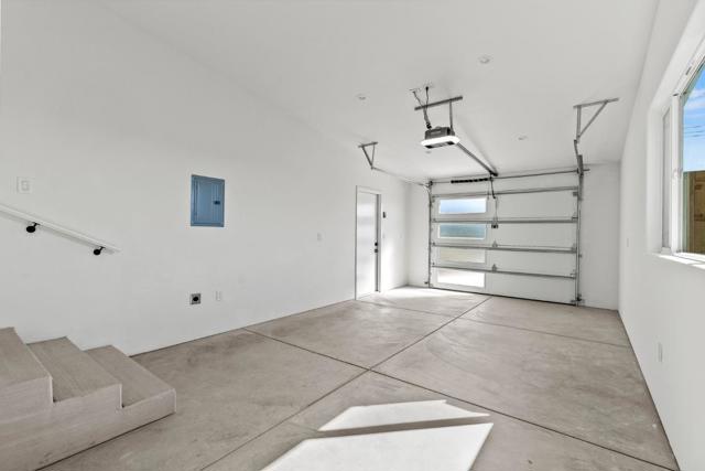 1585 Ord Grove Avenue, Seaside CA: https://media.crmls.org/mediaz/ff5ebffc-6f23-4db5-abe7-1e984540b305.jpg