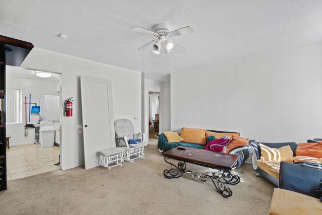 Detail Gallery Image 11 of 28 For 447 Grand Ave, Spring Valley,  CA 91977 - – Beds | – Baths