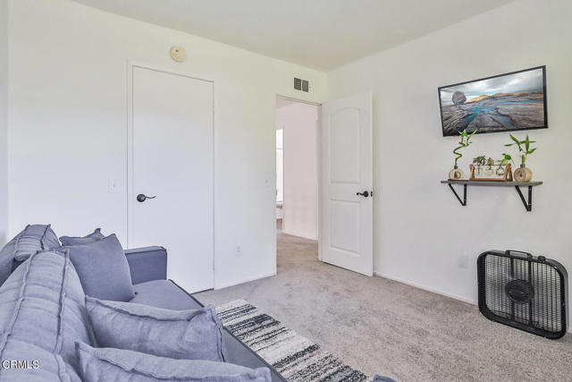 Detail Gallery Image 28 of 42 For 22001 Romar St, Chatsworth,  CA 91311 - 4 Beds | 2/1 Baths