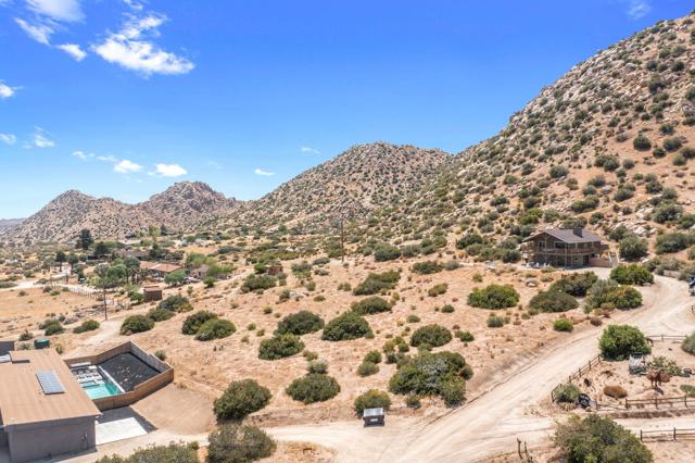 0 Minna Gombell Lane, Pioneertown CA: https://media.crmls.org/mediaz/ff604dab-091a-4b98-98e8-9cdce9aea53c.jpg