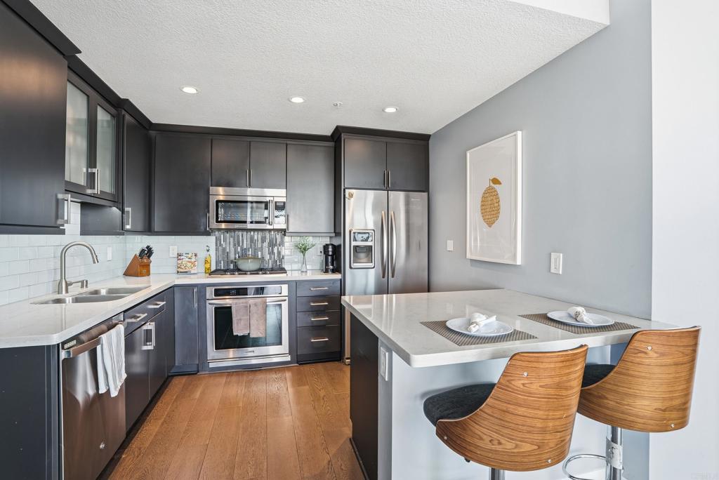 850 Beech St - photo 7