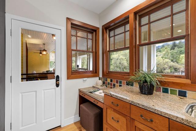 18101 Idylwild Road, Los Gatos CA: https://media.crmls.org/mediaz/ff6076c2-e750-46a8-bc68-badfeb94a360.jpg