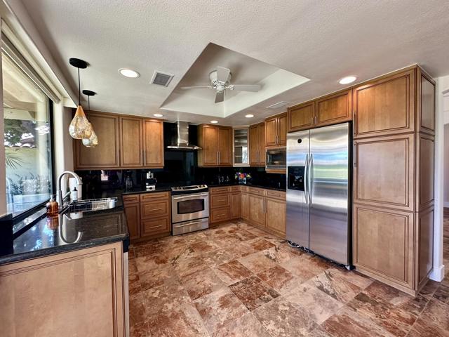 222 Serena Drive, Palm Desert CA: https://media.crmls.org/mediaz/ff608d23-1058-4af6-a226-c9f6713eb7c8.jpg