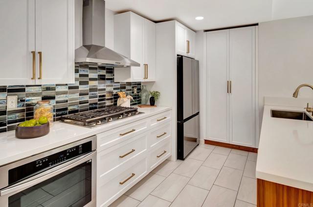 Home for Sale in Bonita