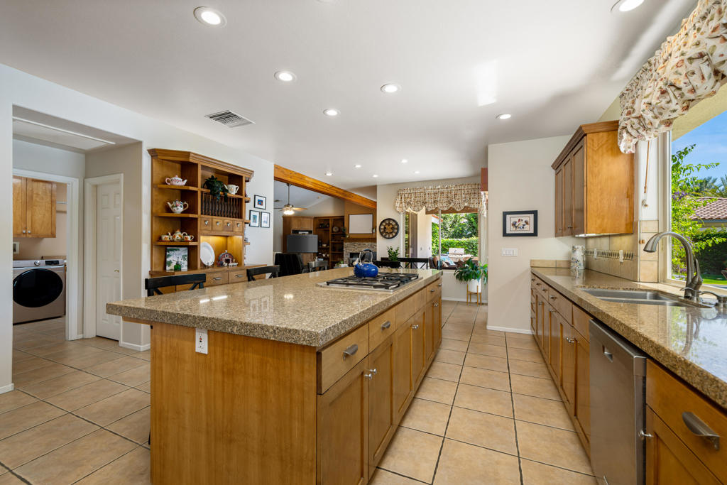 MLS #219148845DA image #13