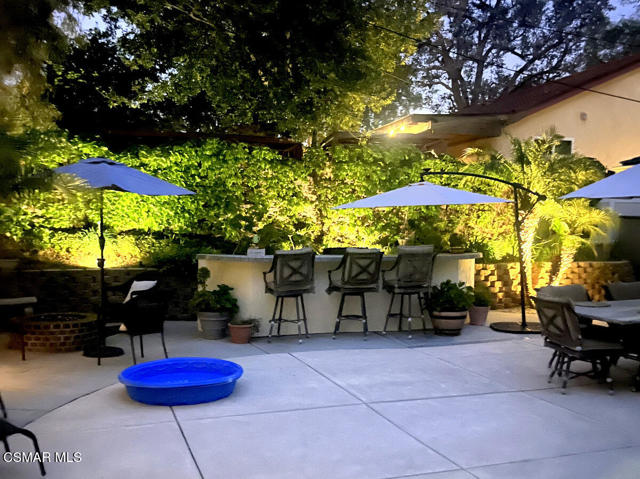103 W Janss Road, Thousand Oaks CA: https://media.crmls.org/mediaz/ff6202da-7560-47fc-b0c5-75bbc5c08589.jpg