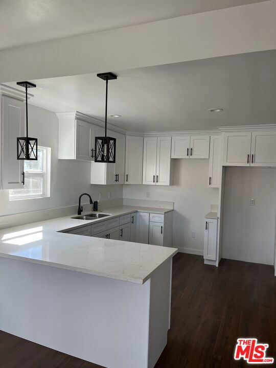 428 W 69th Street, Los Angeles, CA 90003